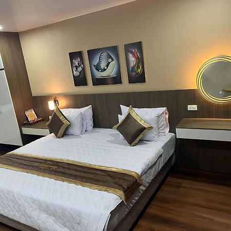 Luxury Hotel 2 Hp- By Bay Luxury Hai Phong Esterno foto