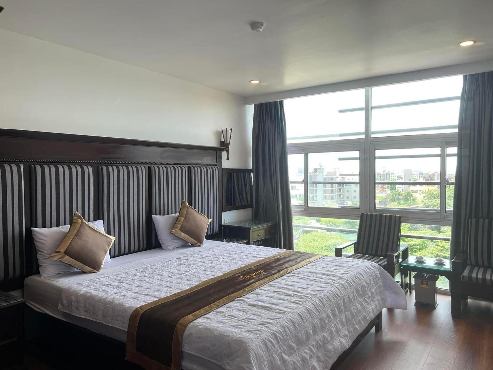 Luxury Hotel 2 Hp- By Bay Luxury Hai Phong Esterno foto