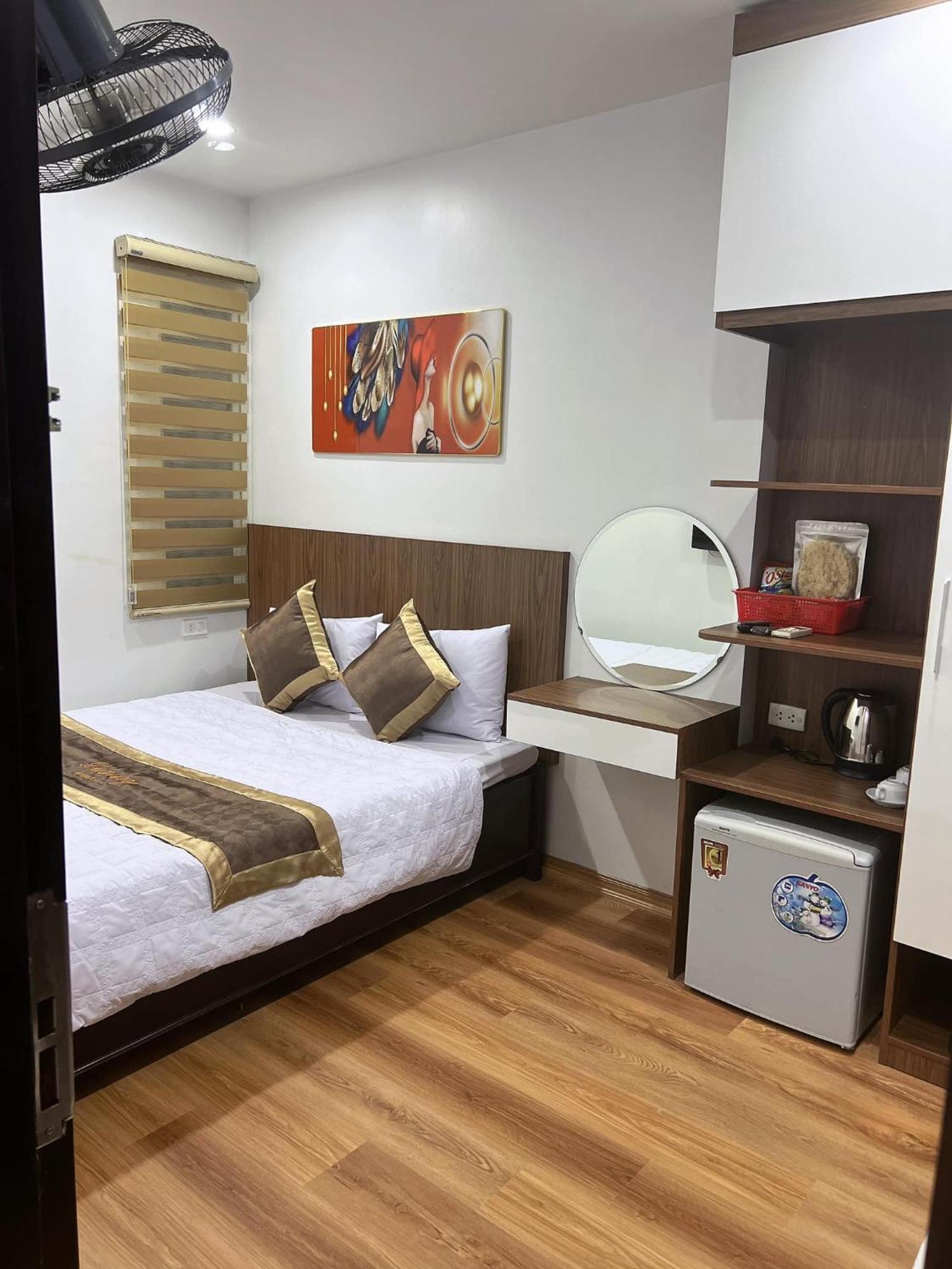 Luxury Hotel 2 Hp- By Bay Luxury Hai Phong Esterno foto